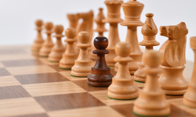7 Questions for Developing an Inventory Management Strategy_featured image chess